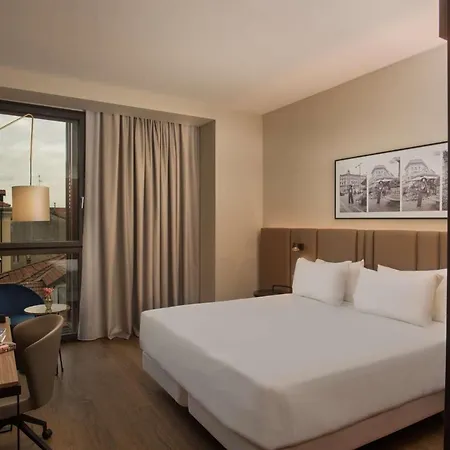 Nh Corso Buenos Aires Szálloda 4*