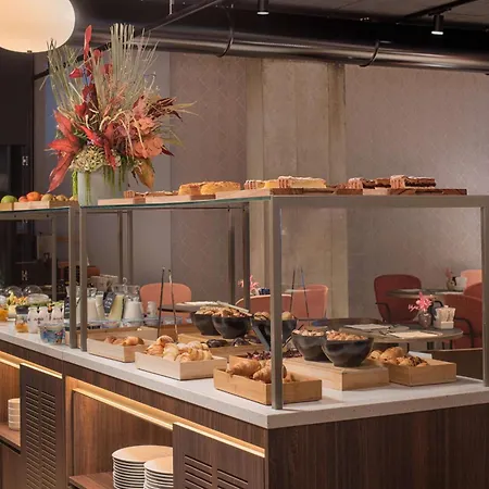 Nh Corso Buenos Aires Szálloda 4*